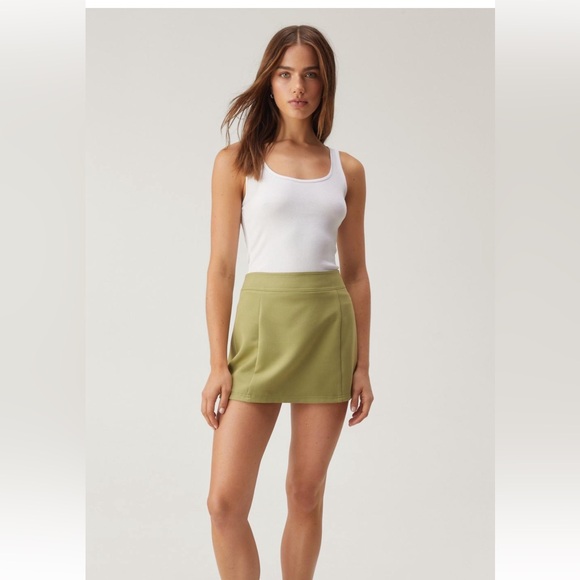 NWT NASTYGAL- Petite Tailored Mini Pelmet Skirt size 2 - Picture 2 of 4